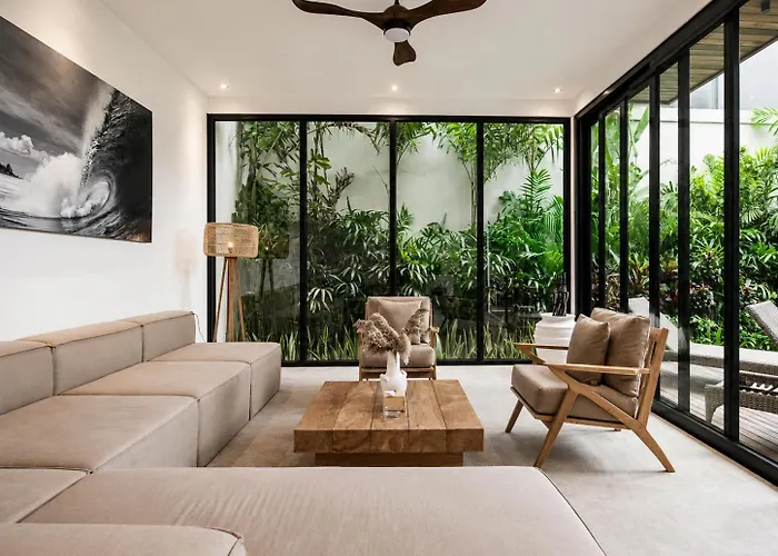 Elegant 5br Retreat Steps From Villa Canggu