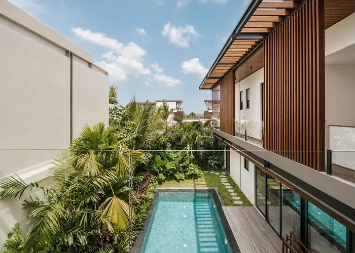 Elegant 5br Retreat Steps From チャングー